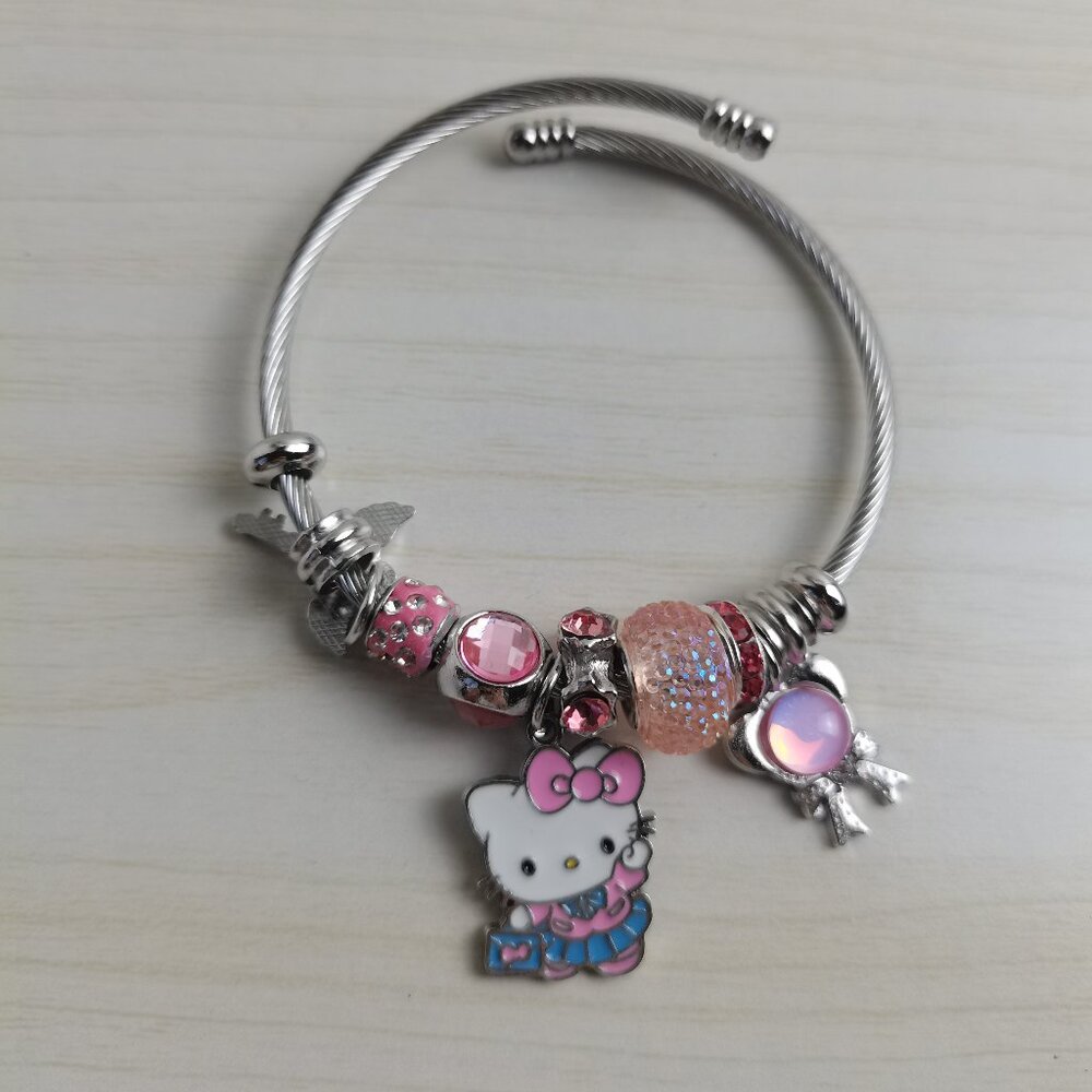 💖 ⭐ Hello Kitty Charm Bracelet Pink Silver